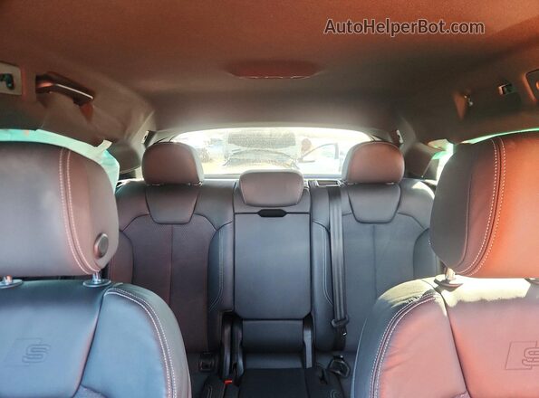 WA1A4AFY7N2046443 2022 AUDI SQ5 White უკანა სავარძლების ხედი