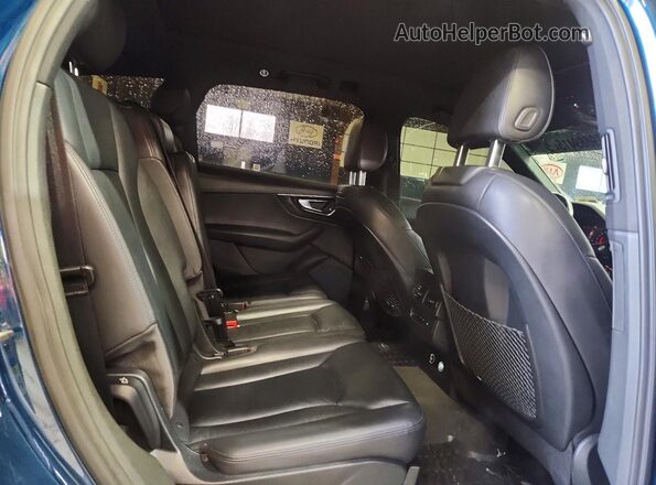 WA1AAAF76KD010405 2019 AUDI Q7 Teal Սալոնի հետևի տեսք