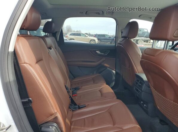 WA1AAAF7XKD045562 2019 AUDI Q7 Белый 