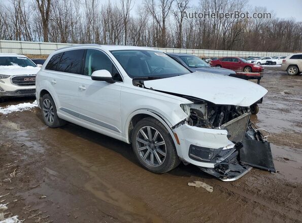 WA1AAAF7XKD045562 2019 AUDI Q7 Белый 