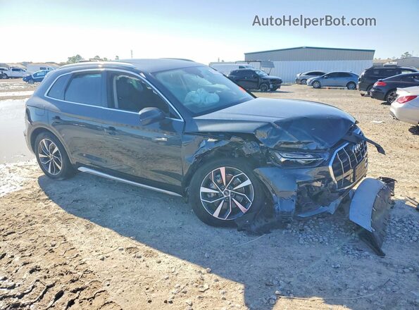 WA1AAAFY1M2132242 2021 AUDI Q5 Black Przód prawy