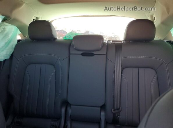 WA1AAAFY1M2132242 2021 AUDI Q5 Black Widok tylnych siedzeń