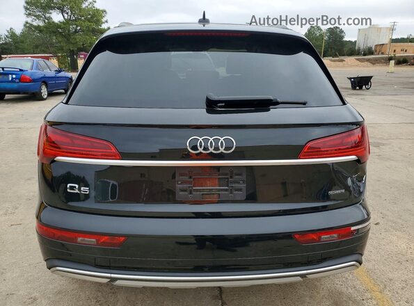 WA1AAAFY4M2078919 2021 AUDI Q5 Black 
