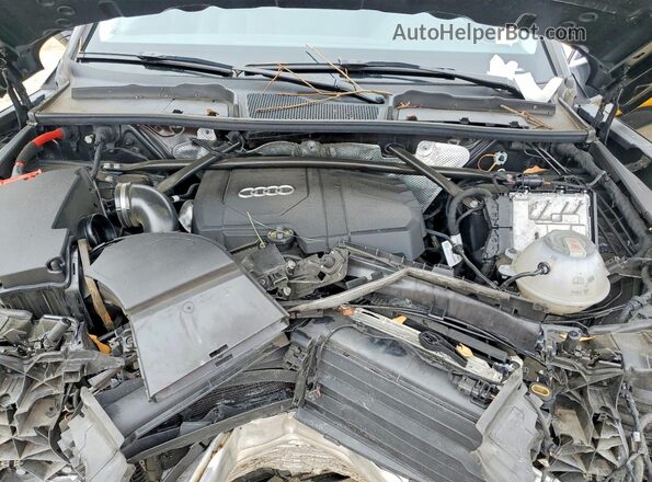 WA1AAAFY4M2078919 2021 AUDI Q5 Black 