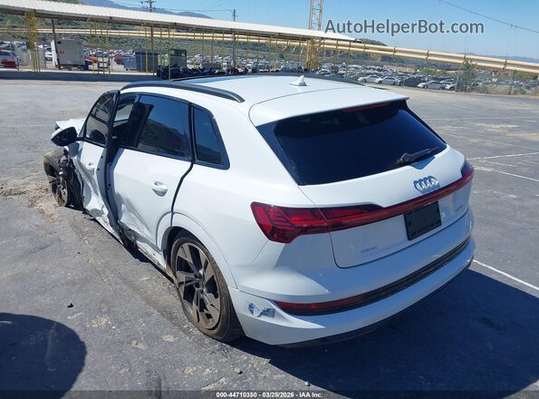 WA1AAAGE2MB016231 2021 AUDI E-TRON White Rear left