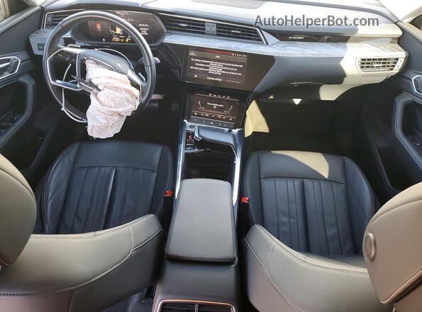 WA1AAAGE8MB031400 2021 AUDI E-TRON White წინა პანელის ხედი