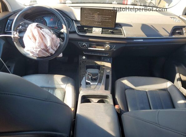 WA1ABAFY4R2042202 2024 AUDI Q5 Black Widok deski rozdzielczej