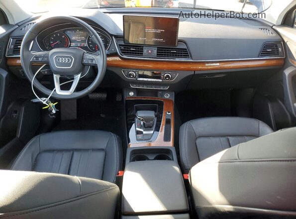WA1ABAFY8R2104412 2024 AUDI Q5 Gray Առջևի վահանակի տեսք