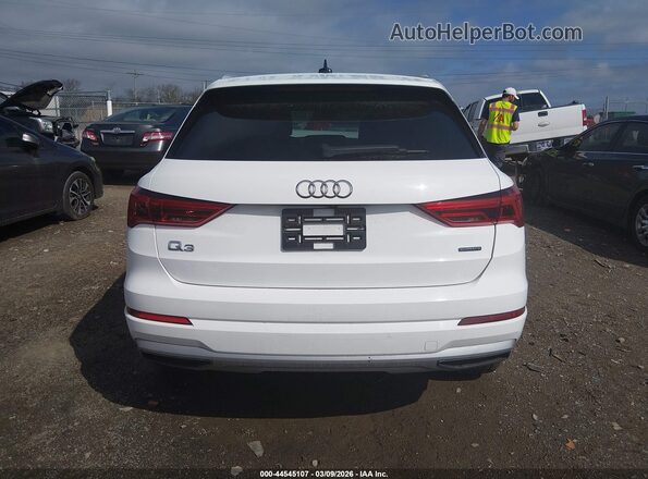 WA1AECF31K1076150 2019 AUDI Q3 White 