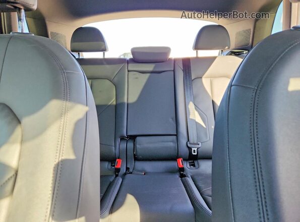 WA1AECF31K1079193 2019 AUDI Q3 Silver Rear seats view