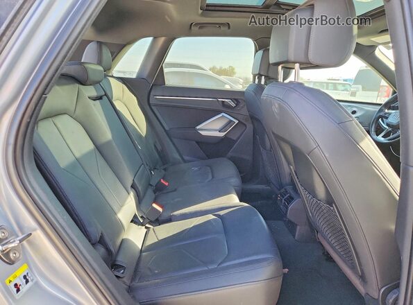 WA1AECF31K1079193 2019 AUDI Q3 Silver Rear interior view