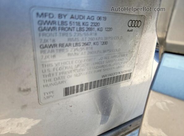 WA1AECF31K1079193 2019 AUDI Q3 Silver 360 interior view
