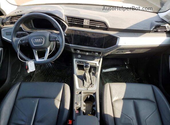 WA1AECF34K1085134 2019 AUDI Q3 White Առջևի վահանակի տեսք