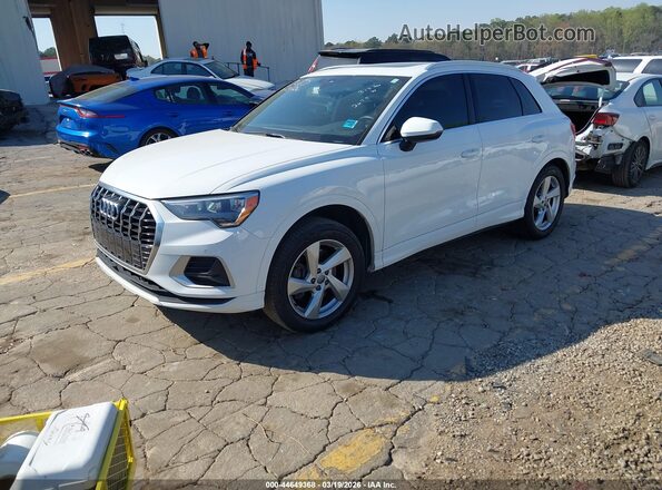 WA1AECF36K1072675 2019 AUDI Q3 White Передня ліва чверть