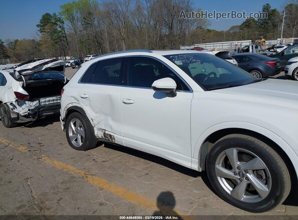 WA1AECF36K1072675 2019 AUDI Q3 White Вид спереду