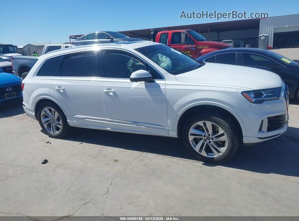 WA1AJAF71MD018608 2021 AUDI Q7 White Սալոնի 360 աստիճան տեսք