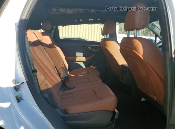 WA1AJAF73MD019534 2021 AUDI Q7 White უკანა სალონის ხედი
