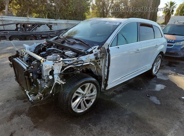 WA1AJAF7XMD018395 2021 AUDI Q7 White 