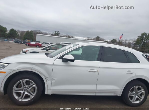 WA1ANAFY4K2070644 2019 AUDI Q5 White Vista interior de 360 grados