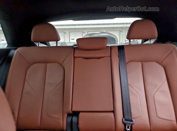 WA1AUCF34M1058893 2021 AUDI Q3 Черный Вид задних сидений