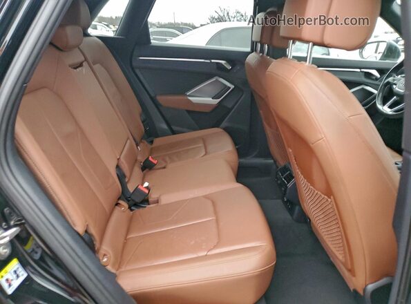 WA1AUCF34M1058893 2021 AUDI Q3 Черный Вид задней части салона