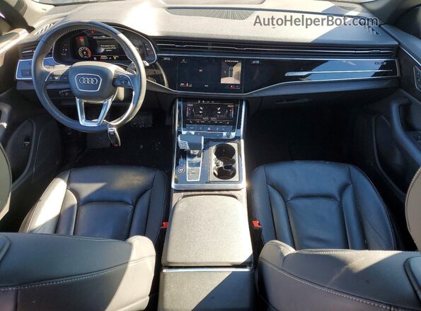 WA1AVAF11MD008323 2021 AUDI Q8 Black 