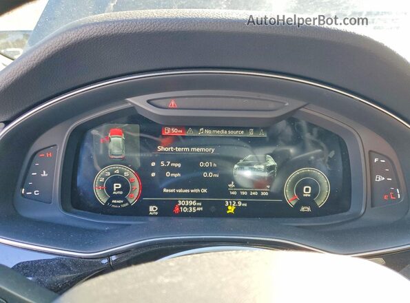 WA1AVAF11MD008323 2021 AUDI Q8 Black 