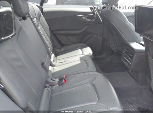 WA1AVAF14MD007991 2021 AUDI Q8 Black 
