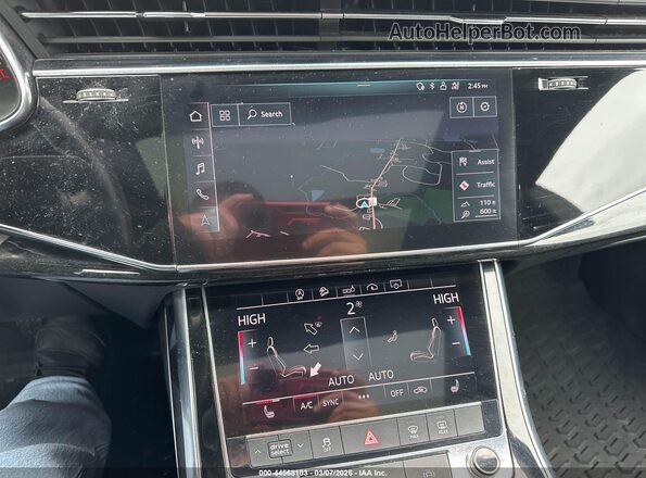 WA1AVAF1XKD009869 2019 AUDI Q8 Black Вид спереду