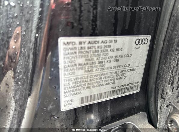 WA1AVAF1XKD009869 2019 AUDI Q8 Black Вид підкапотного простору
