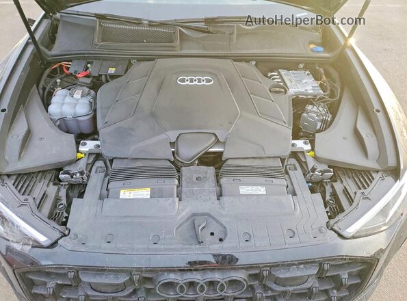 WA1AVBF19SD015684 2025 AUDI Q8 Black ძრავის განყოფილების ხედი