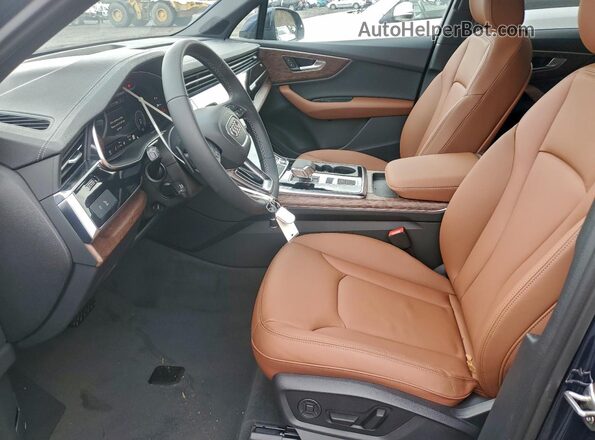WA1AVBF79TD002178 2026 AUDI Q7 Blue Front interior view
