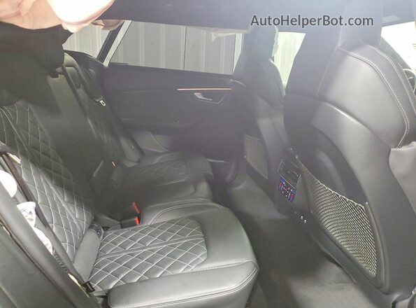WA1AWBF10PD037206 2023 AUDI SQ8 Gray უკანა სავარძლების ხედი