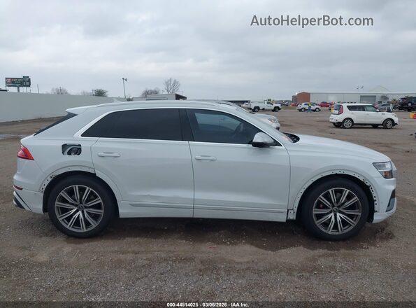 WA1AWBF17PD009550 2023 AUDI SQ8 White Widok wnętrza z tyłu