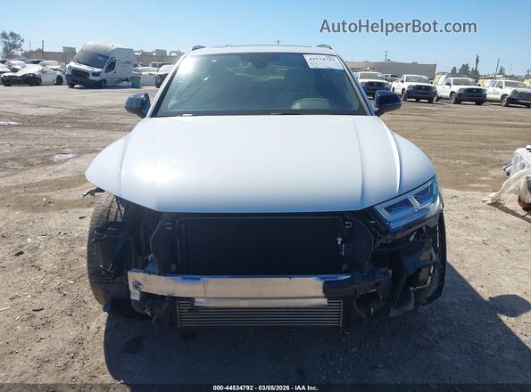 WA1B4AFY0L2021028 2020 AUDI SQ5 White Vista interior trasera