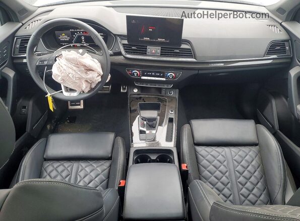 WA1B4AFY0P2146312 2023 AUDI SQ5 Black Vista del salpicadero