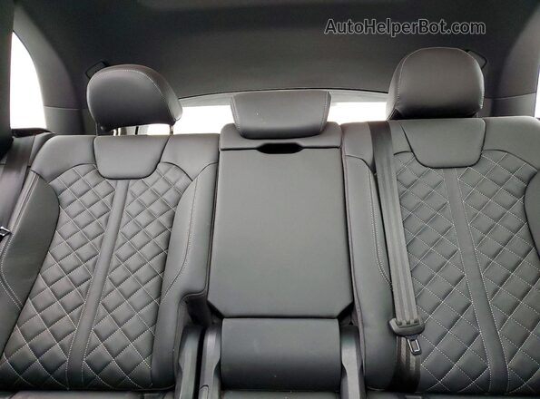 WA1B4AFY0P2146312 2023 AUDI SQ5 Black Vista de los asientos traseros