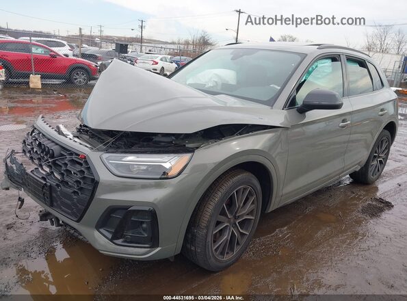 WA1B4AFY3R2025258 2024 AUDI SQ5 Gray Vista tres cuartos delantera izquierda
