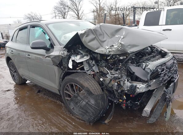 WA1B4AFY3R2025258 2024 AUDI SQ5 Gray Vista frontal