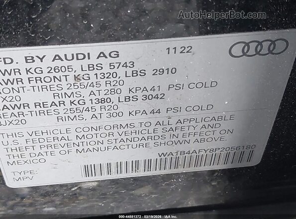 WA1B4AFY8P2056180 2023 AUDI SQ5 Black Vista del compartimento del motor