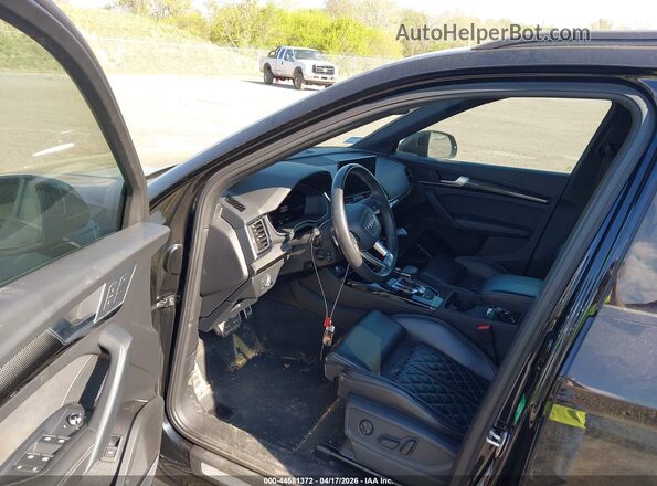 WA1B4AFY8P2056180 2023 AUDI SQ5 Black Vista interior delantera