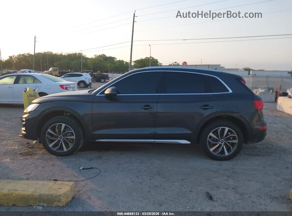 WA1BAAFY2M2037547 2021 AUDI Q5 Gray 