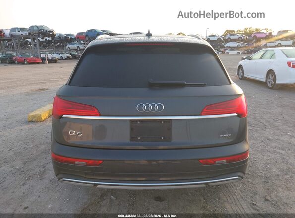 WA1BAAFY2M2037547 2021 AUDI Q5 Gray 