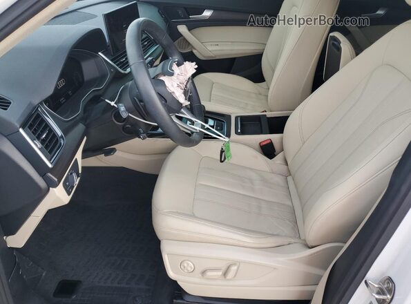 WA1BBAFYXN2095422 2022 AUDI Q5 Белый Вид салона спереди