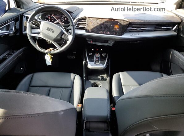 WA1BCBFZ0RP003688 2024 AUDI Q4 Black 