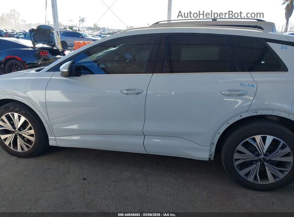 WA1BCBFZ1PP077621 2023 AUDI Q4 Белый 