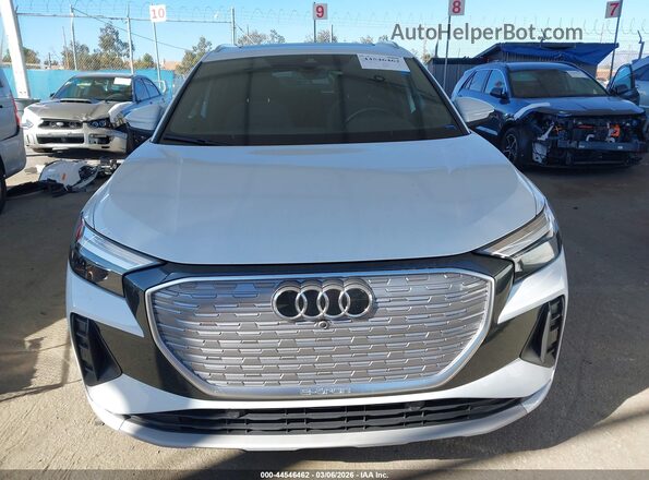 WA1BCBFZ1PP077621 2023 AUDI Q4 Белый Вид задней части салона