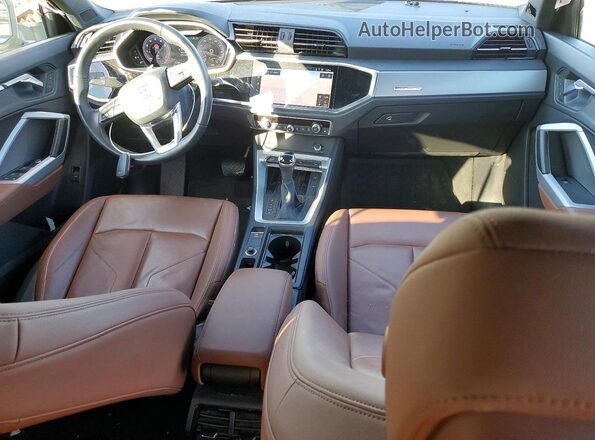 WA1BECF31L1119407 2020 AUDI Q3 Blue Dashboard view