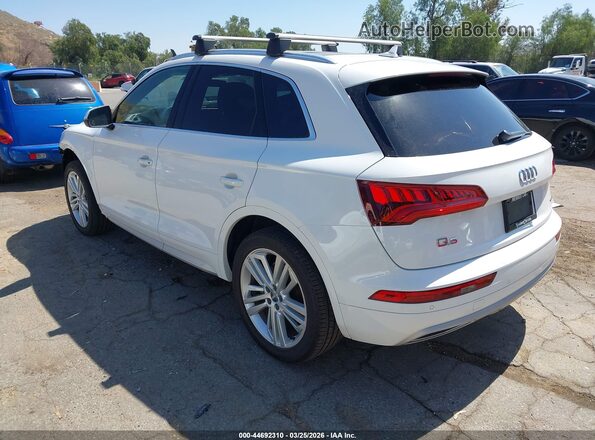 WA1BNAFY5K2042999 2019 AUDI Q5 White Tył lewy