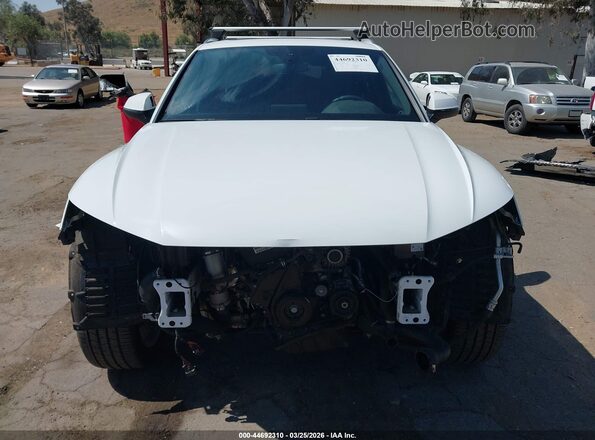 WA1BNAFY5K2042999 2019 AUDI Q5 White Widok wnętrza z tyłu